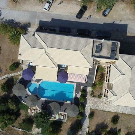 Mandrotopos Hotel Iliana מראה חיצוני תמונה