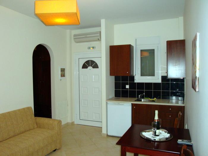 Mandrotopos Hotel Iliana מראה חיצוני תמונה