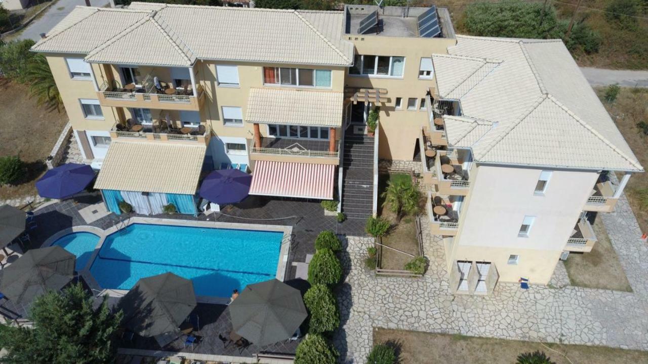 Mandrotopos Hotel Iliana מראה חיצוני תמונה